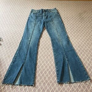 Hidden brand mid rise flare jean size 27